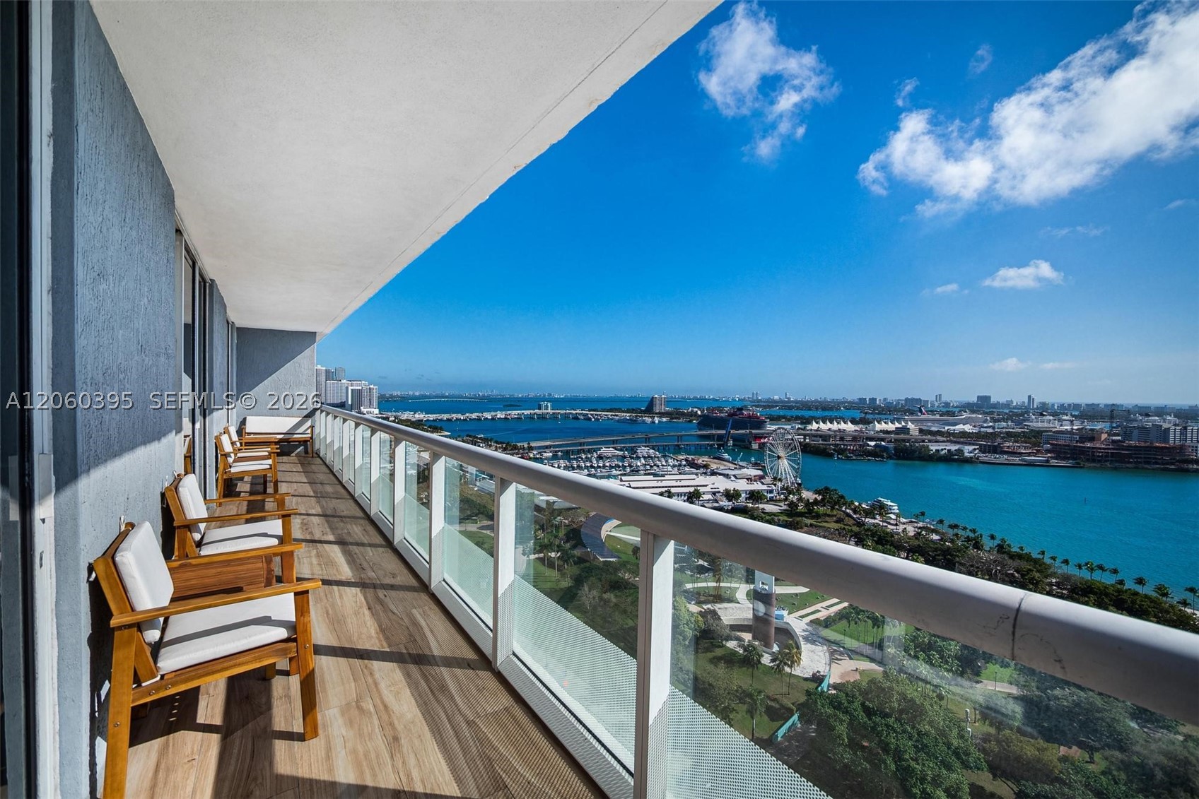 50 BISCAYNE BLVD #2706, Miami FL 33132