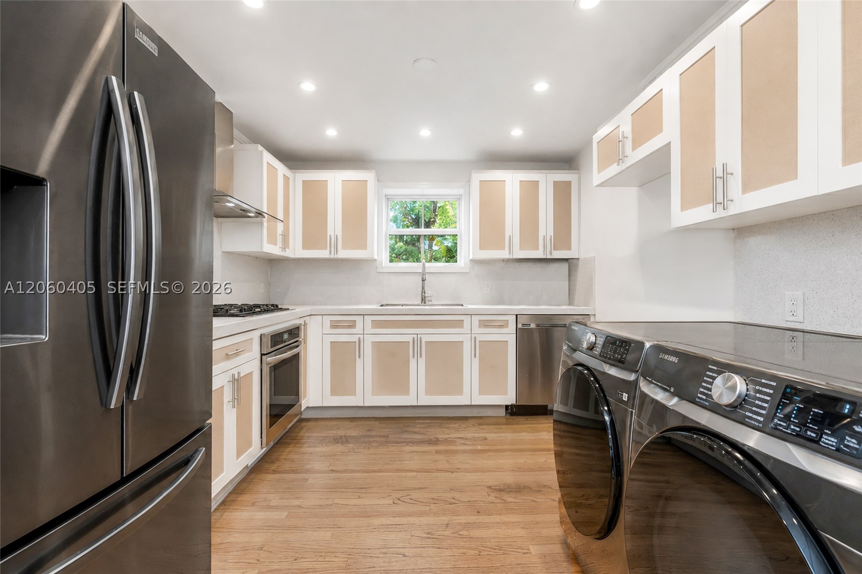 1324 Normandy Dr, Miami Beach FL 33141