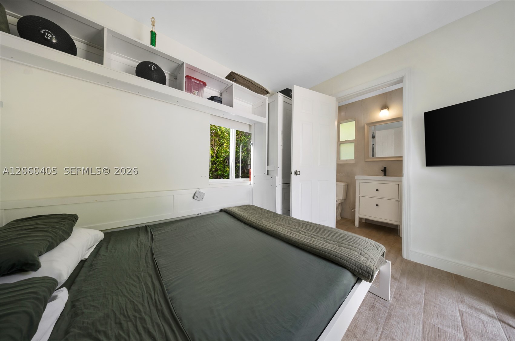 1324 Normandy Dr, Miami Beach FL 33141
