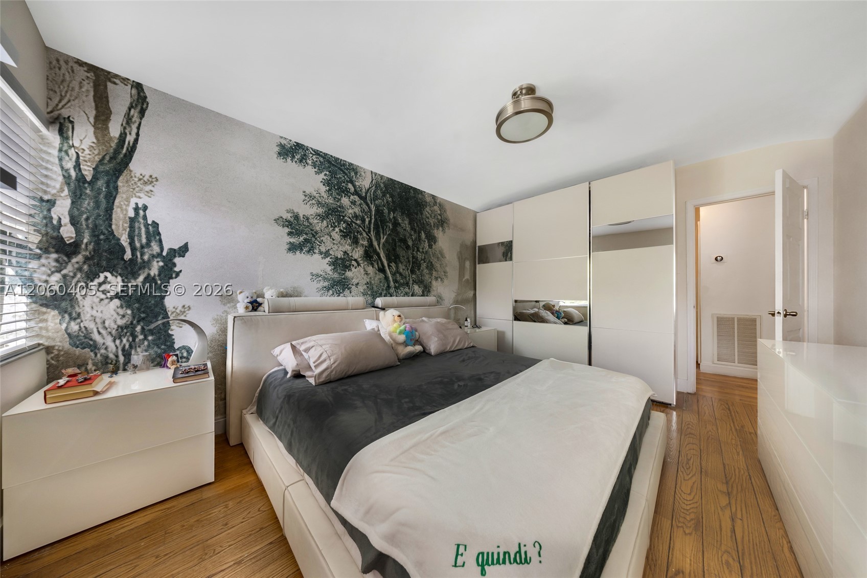 1324 Normandy Dr, Miami Beach FL 33141