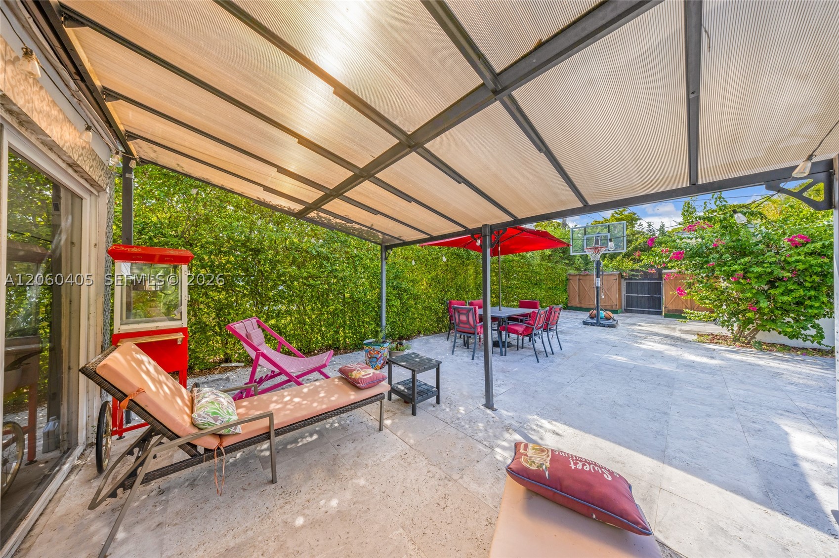1324 Normandy Dr, Miami Beach FL 33141