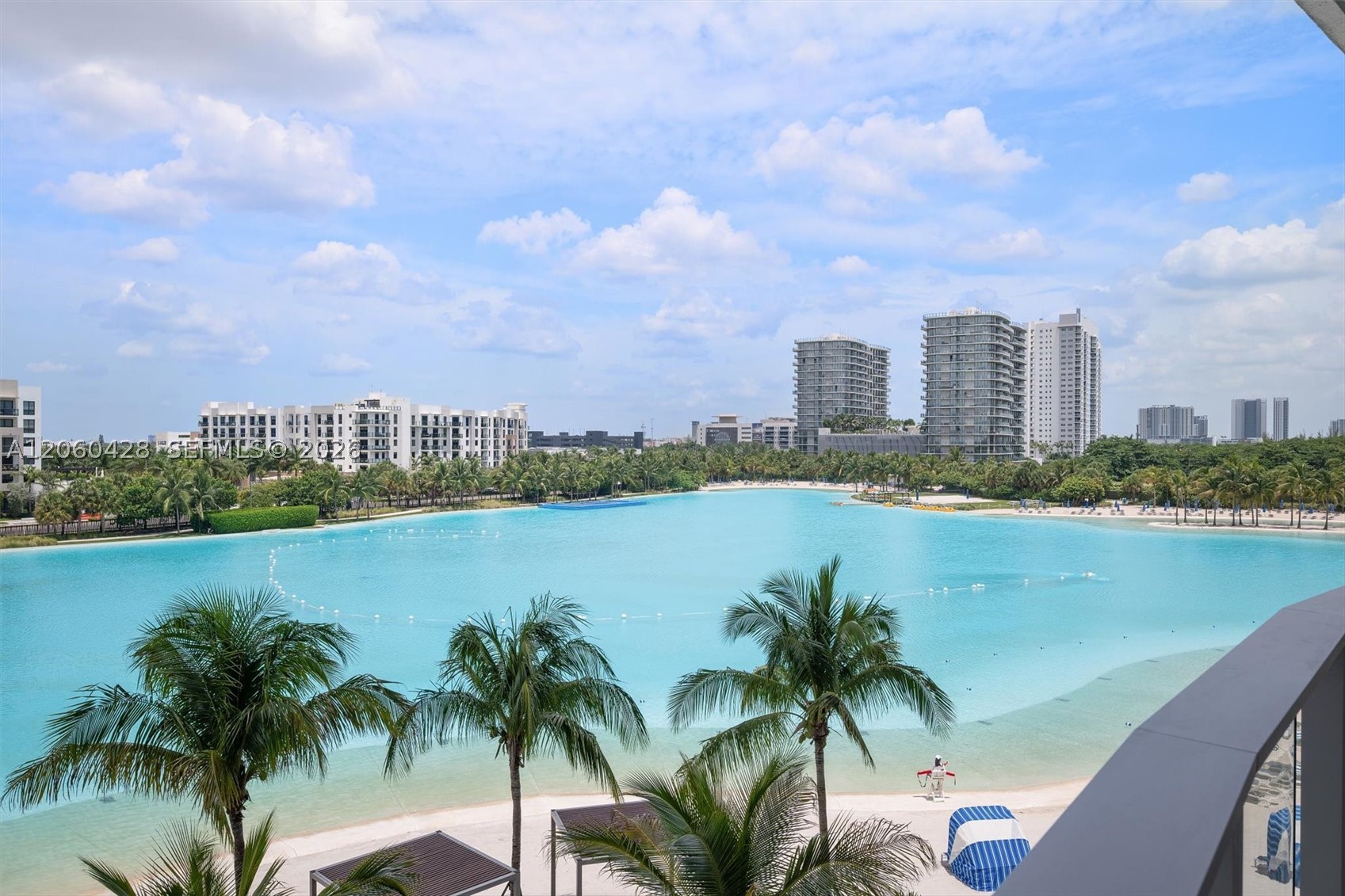 2411 Laguna Circle #306, Miami FL 33181