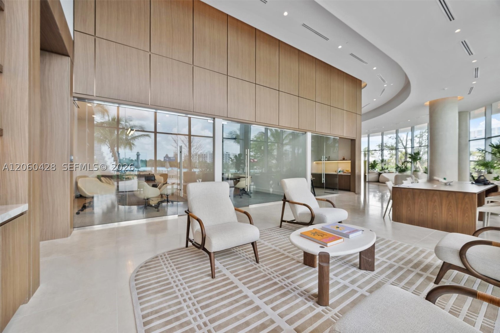 2411 Laguna Circle #306, Miami FL 33181