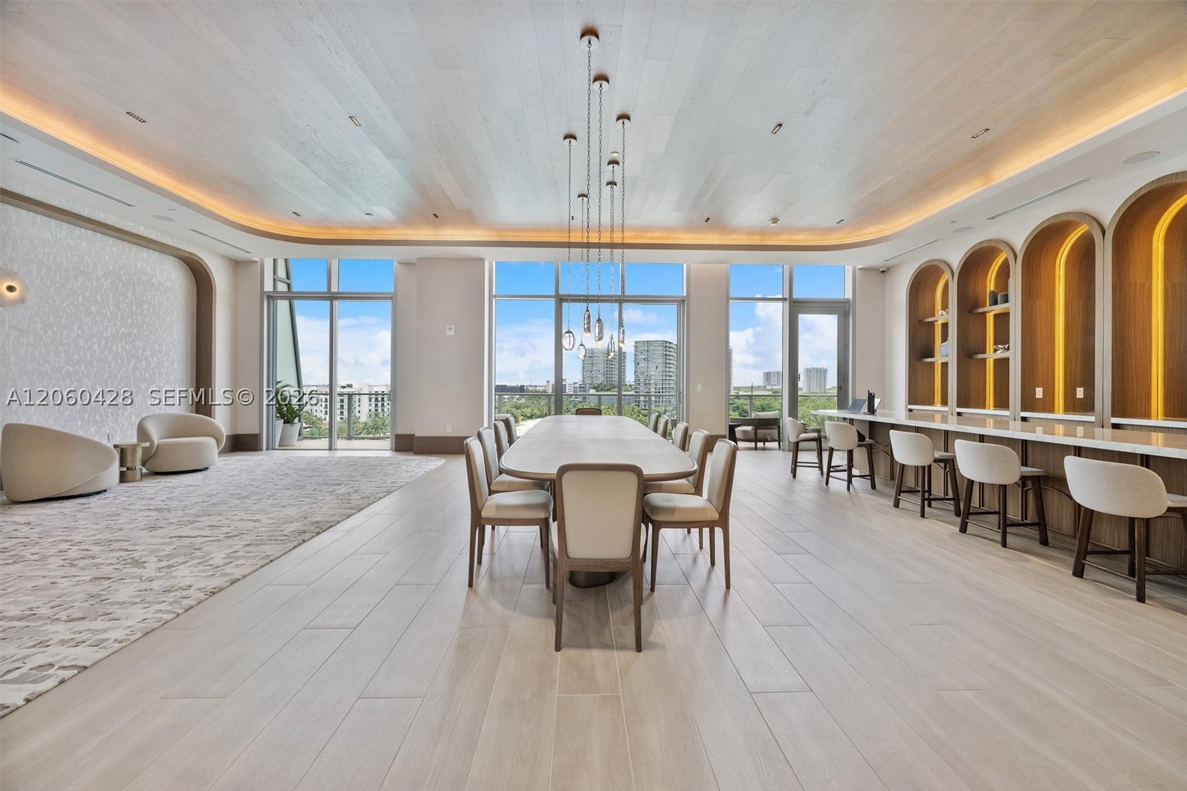 2411 Laguna Circle #306, Miami FL 33181