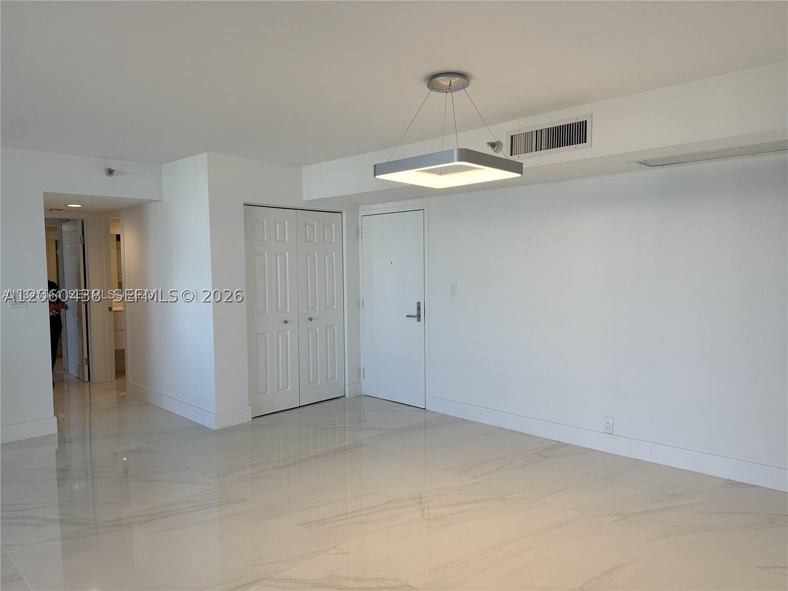 19101 NE 36th Ct #1811, Aventura FL 33180