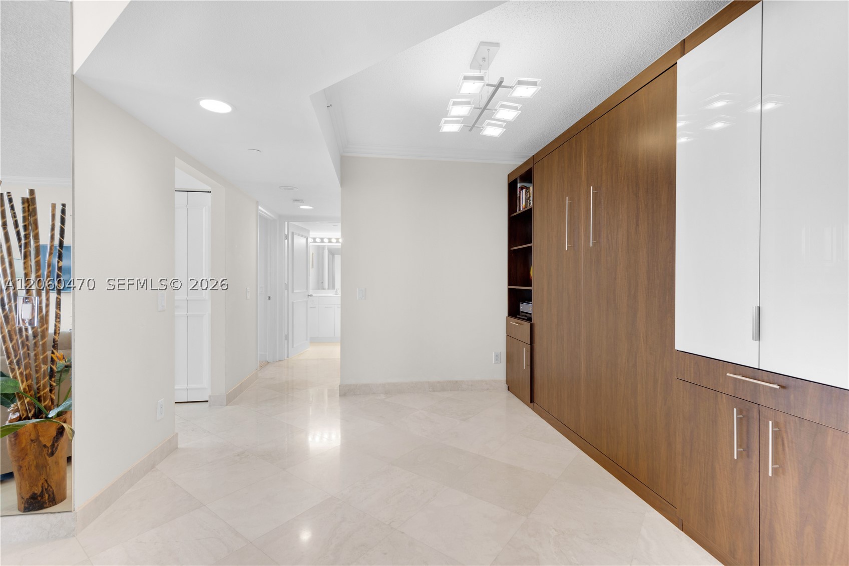 21055 Yacht Club Dr #1804, Aventura FL 33180