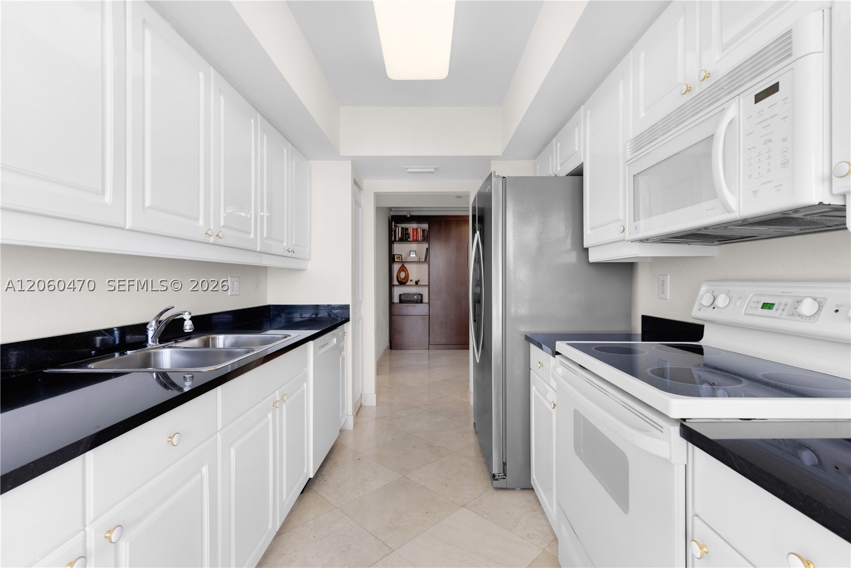 21055 Yacht Club Dr #1804, Aventura FL 33180