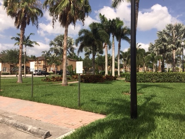 3360 NE 14th Dr #104-30, Homestead FL 33033