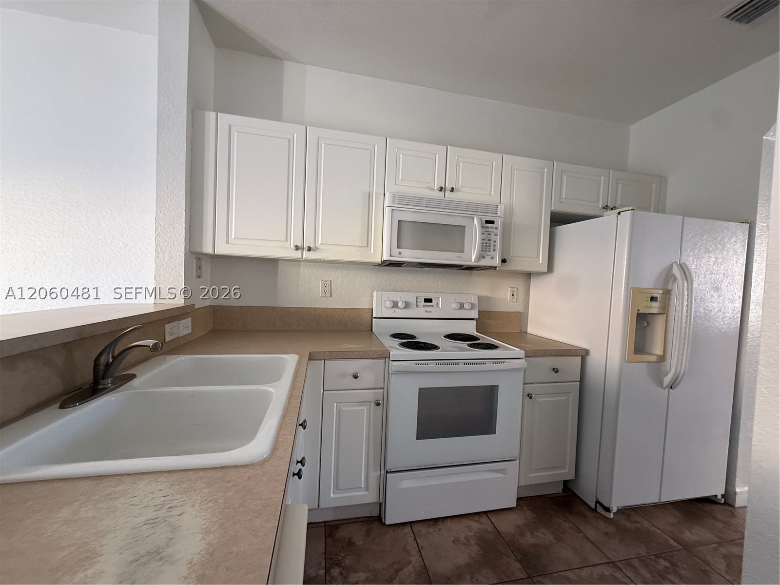 3360 NE 14th Dr #104-30, Homestead FL 33033