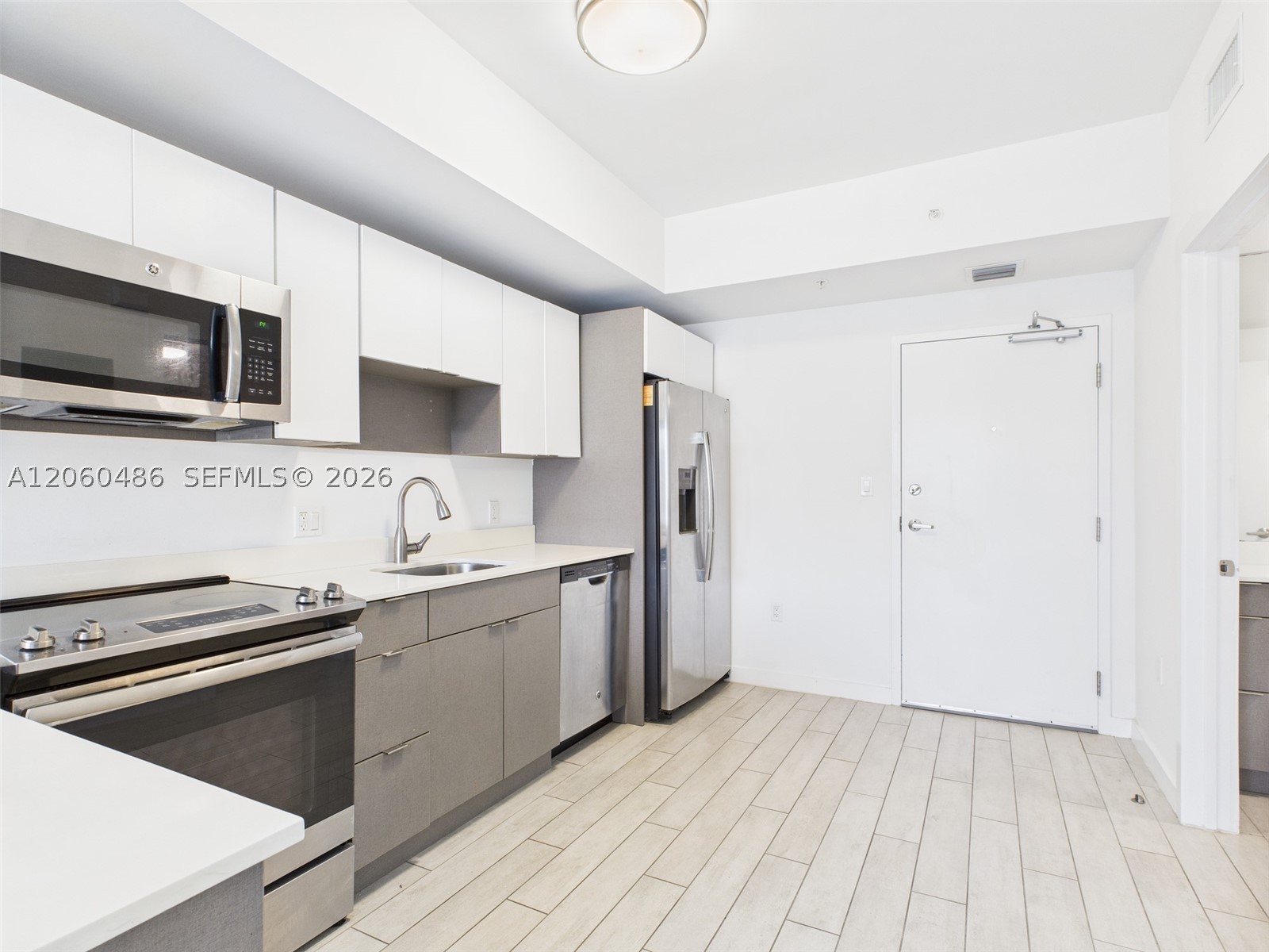 321 NE 26th St #609, Miami FL 33137