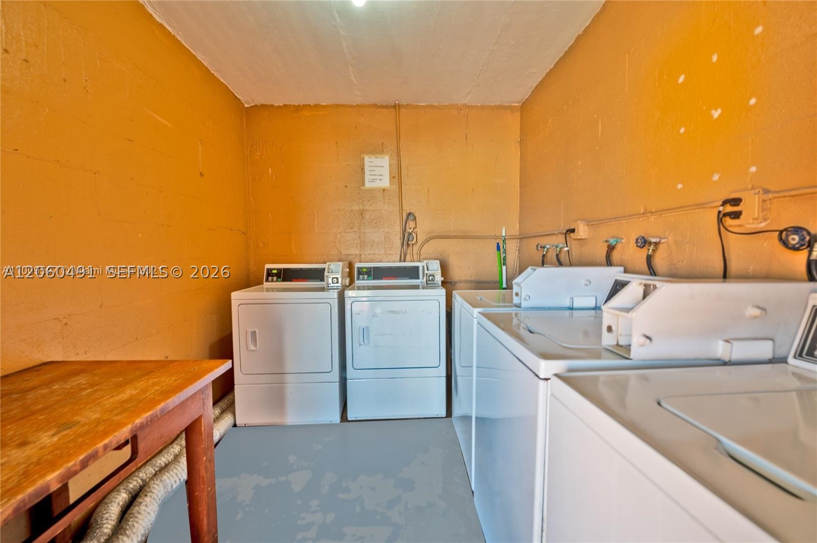 2330 NW 11th St #47, Miami FL 33125