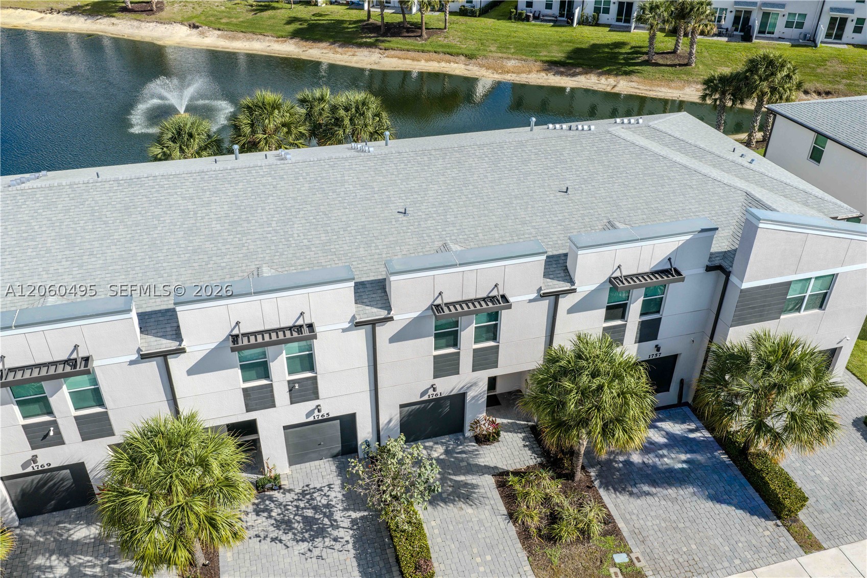 1761 Lindley St, West Palm Beach FL 33407