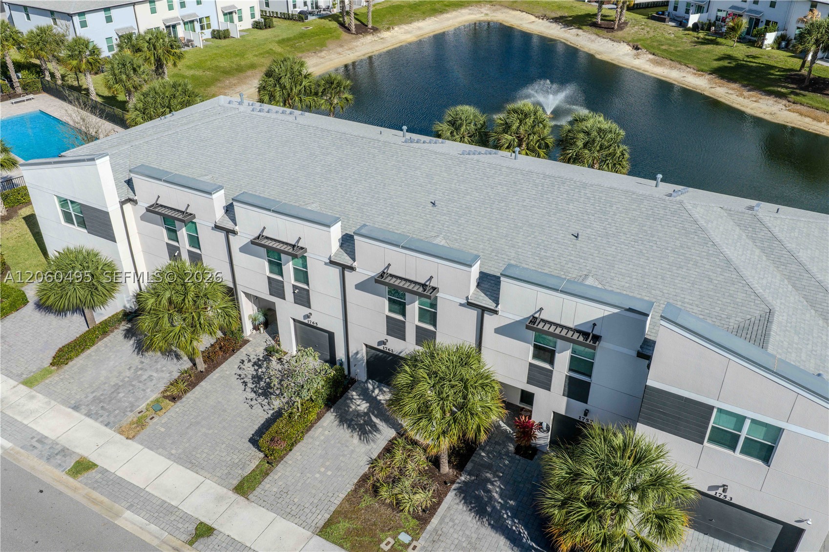 1761 Lindley St, West Palm Beach FL 33407