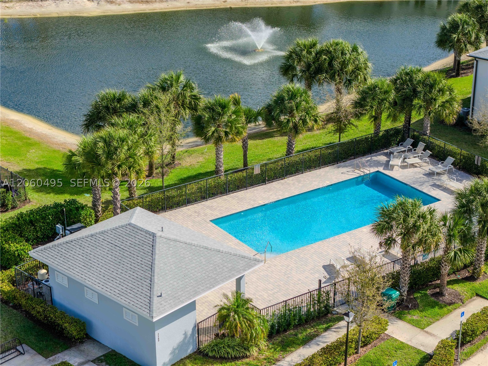 1761 Lindley St, West Palm Beach FL 33407