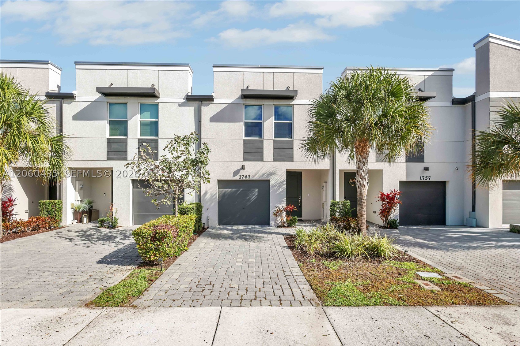 1761 Lindley St, West Palm Beach FL 33407