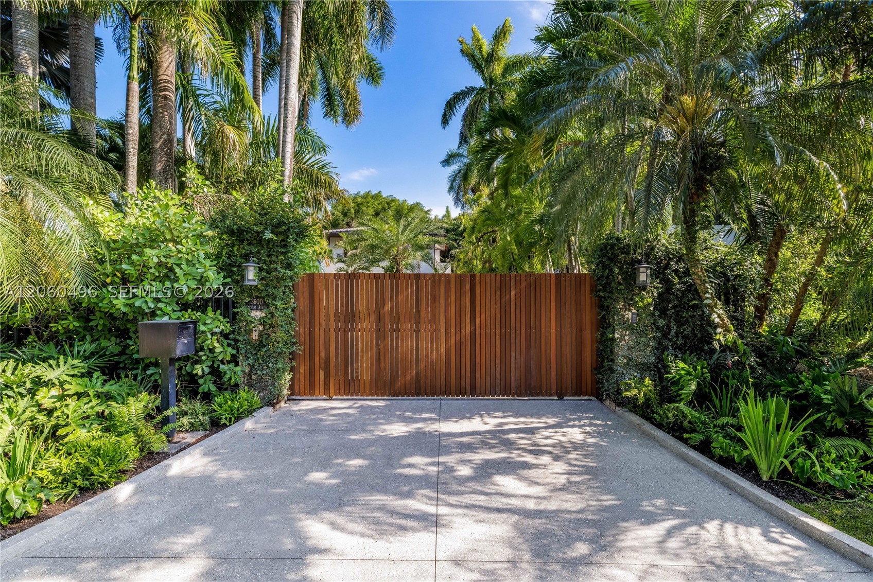3600 Stewart Ave, Miami FL 33133