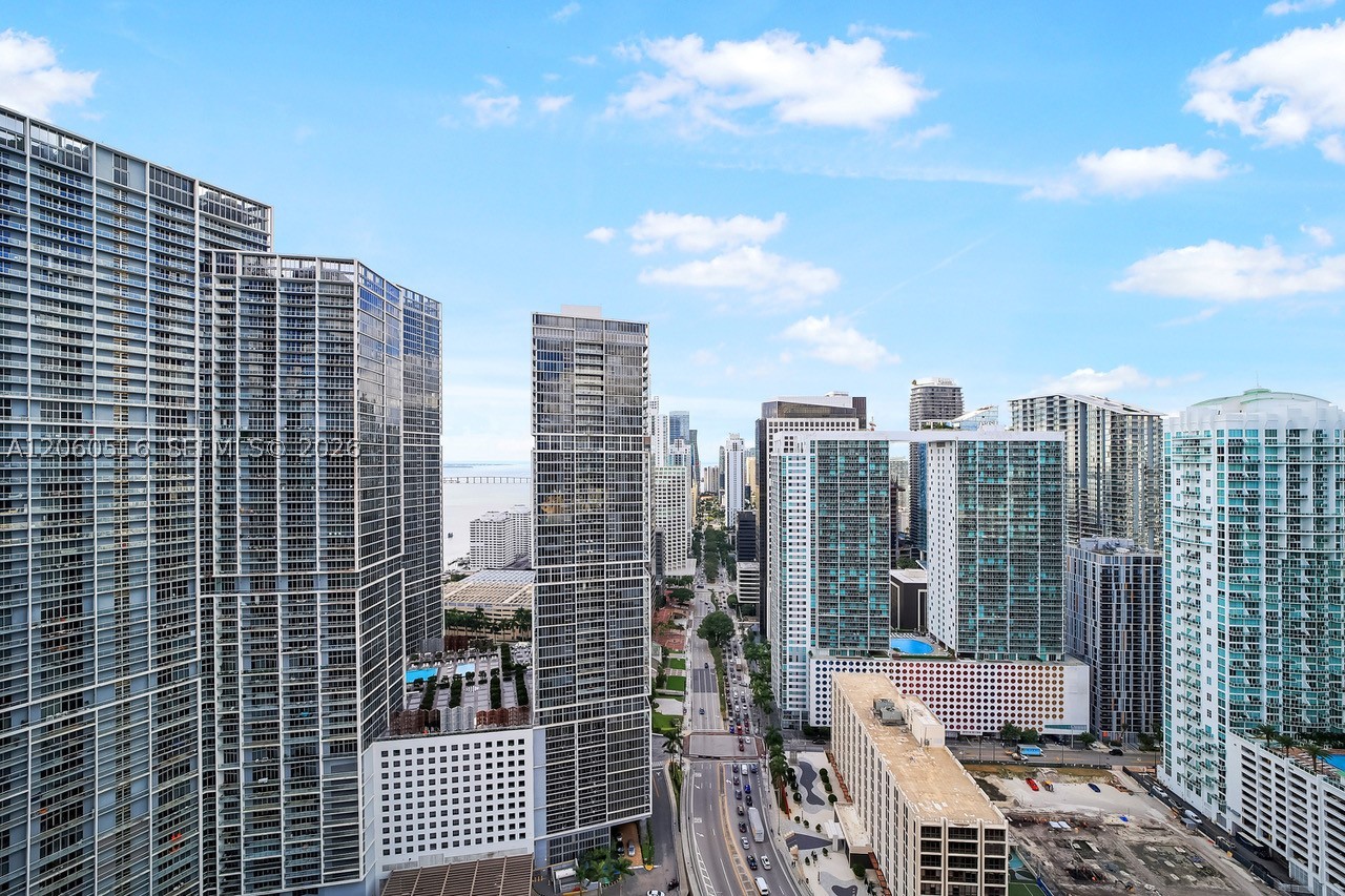 200 Biscayne Boulevard Way #4006, Miami FL 33131