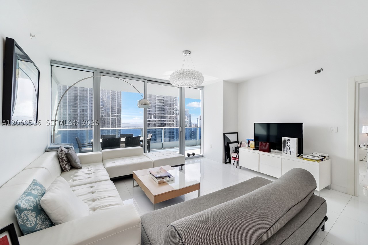 200 Biscayne Boulevard Way #4006, Miami FL 33131