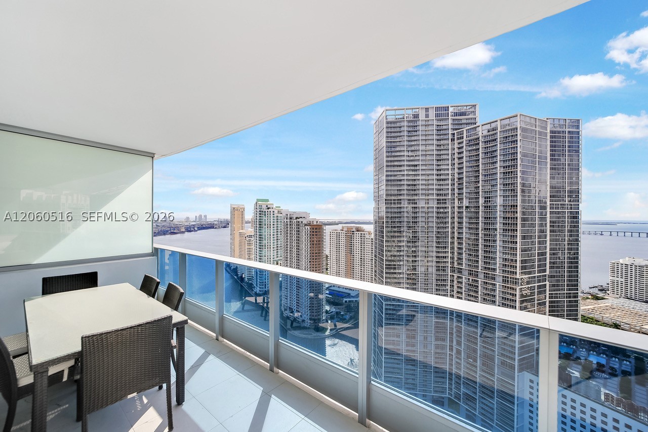 200 Biscayne Boulevard Way #4006, Miami FL 33131