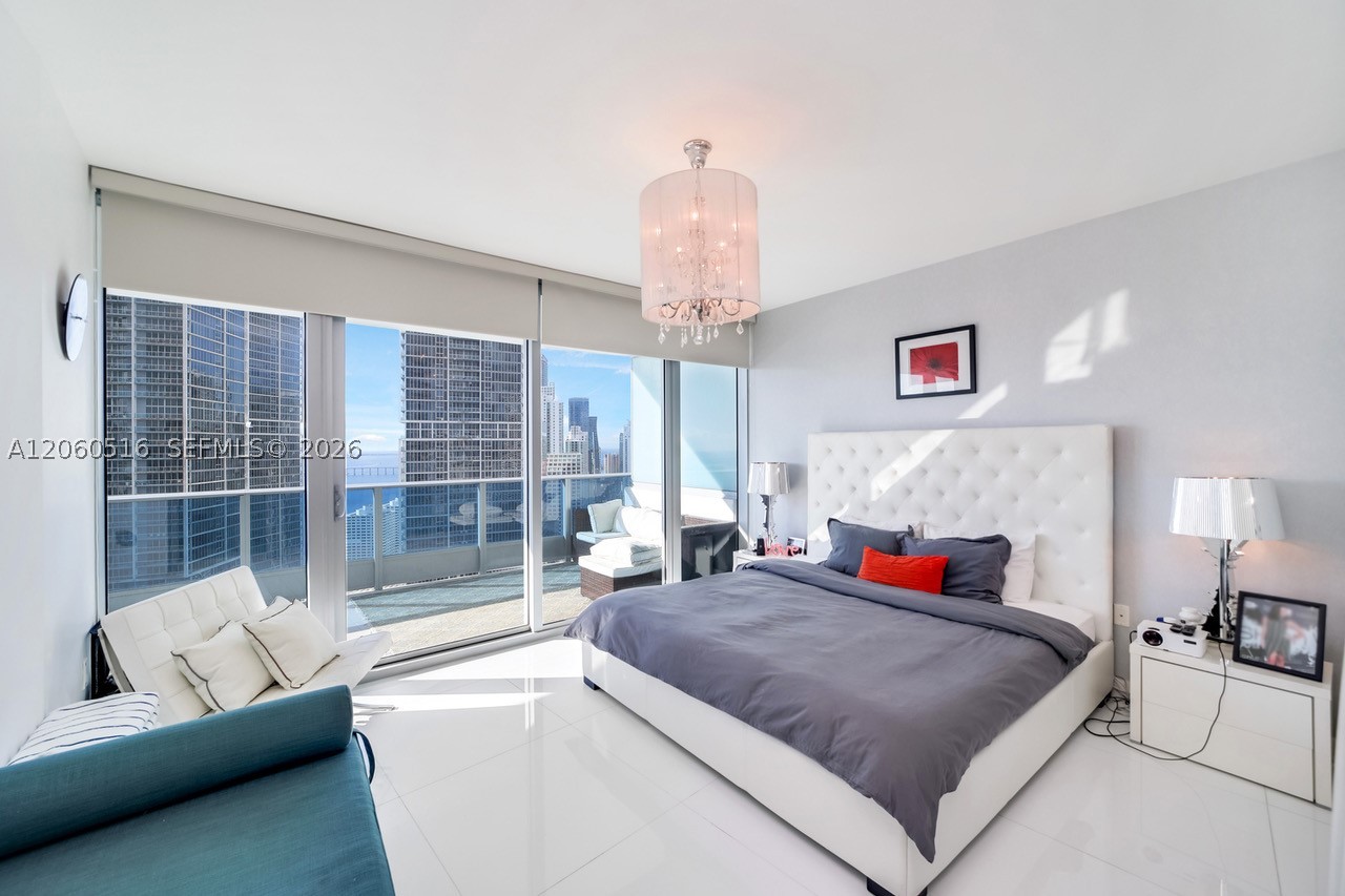 200 Biscayne Boulevard Way #4006, Miami FL 33131