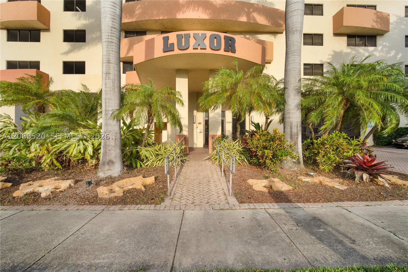 2301 SW 27th Ave #1204, Miami FL 33145