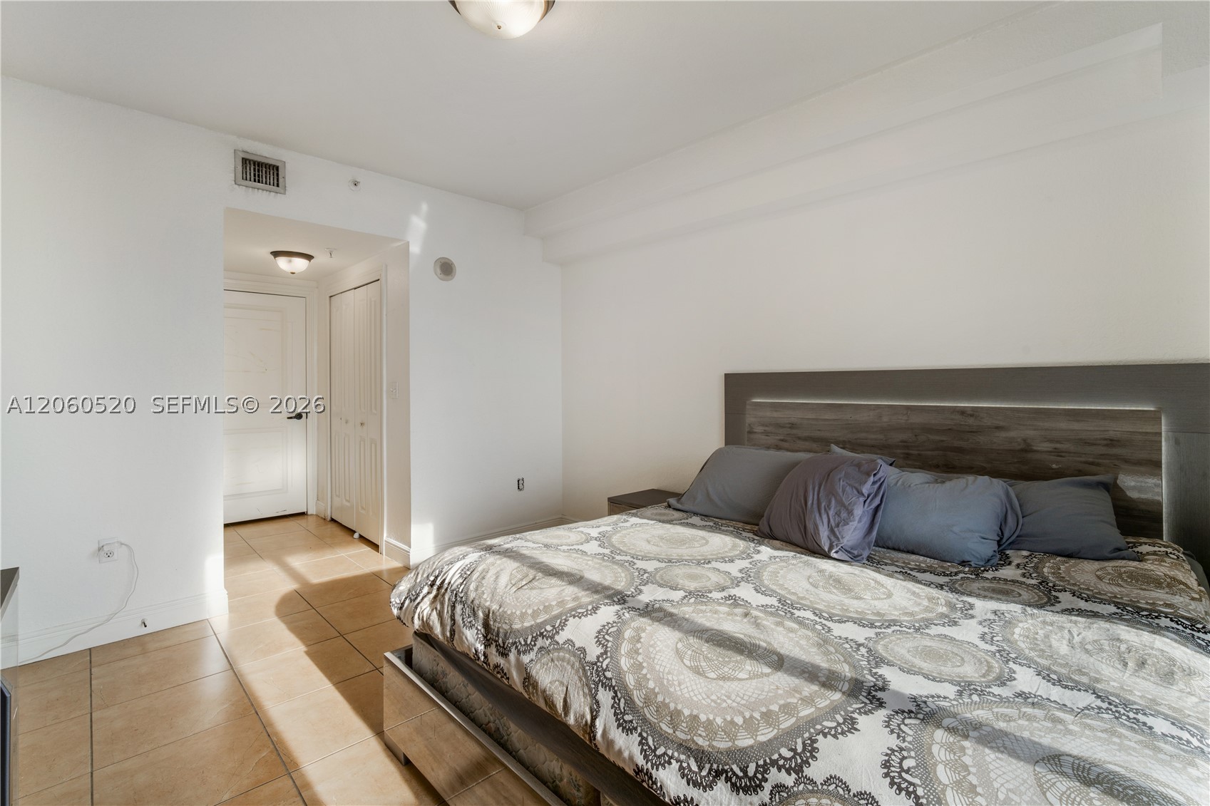 2301 SW 27th Ave #1204, Miami FL 33145