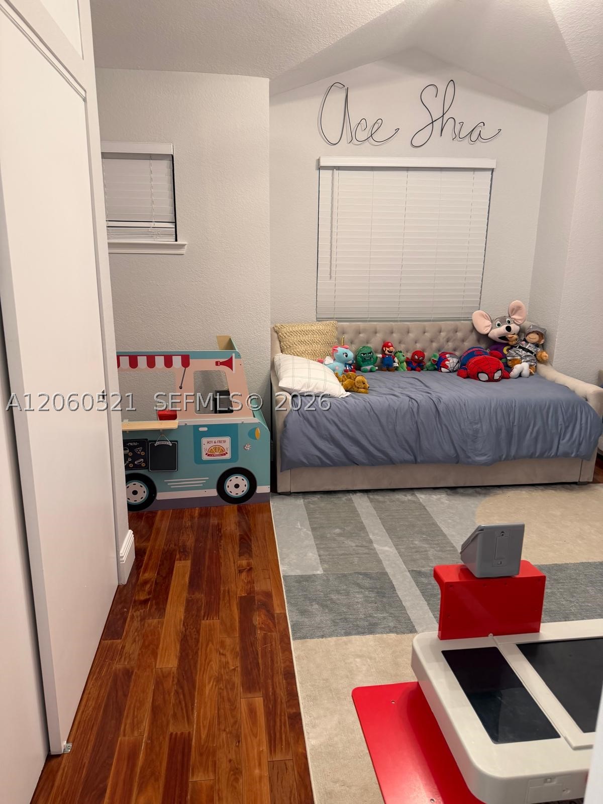 19973 NE 37th Ave, Aventura FL 33180
