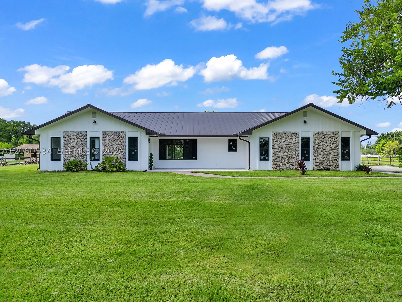 17680 SW 54th St #., Southwest Ranches FL 33331