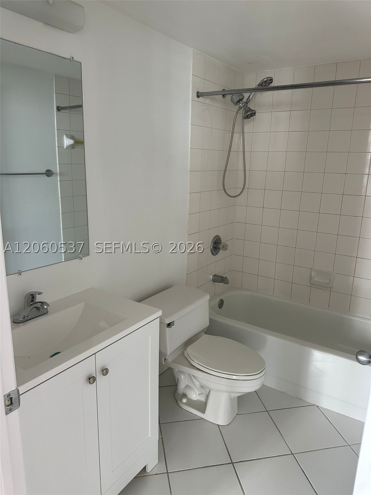 701 Brickell Key Blvd #1808, Miami FL 33131