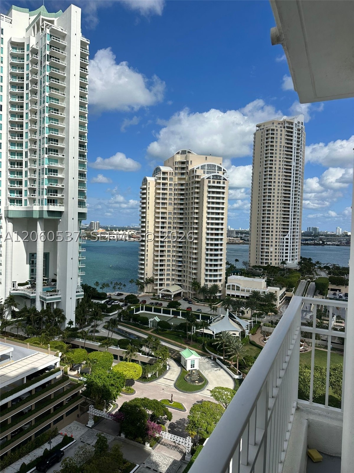 701 Brickell Key Blvd #1808, Miami FL 33131
