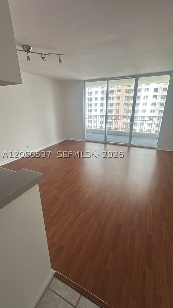 701 Brickell Key Blvd #1808, Miami FL 33131