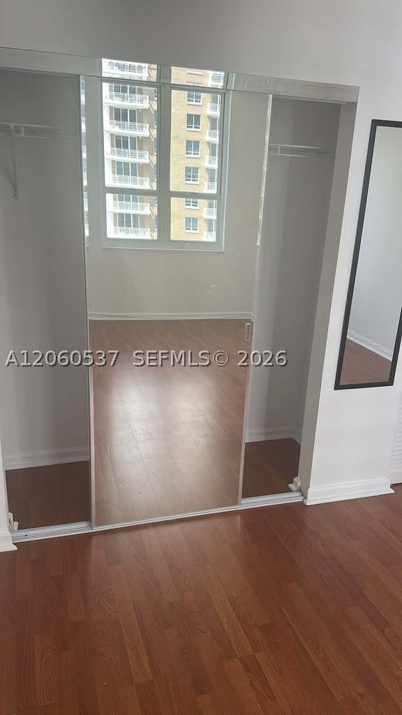 701 Brickell Key Blvd #1808, Miami FL 33131