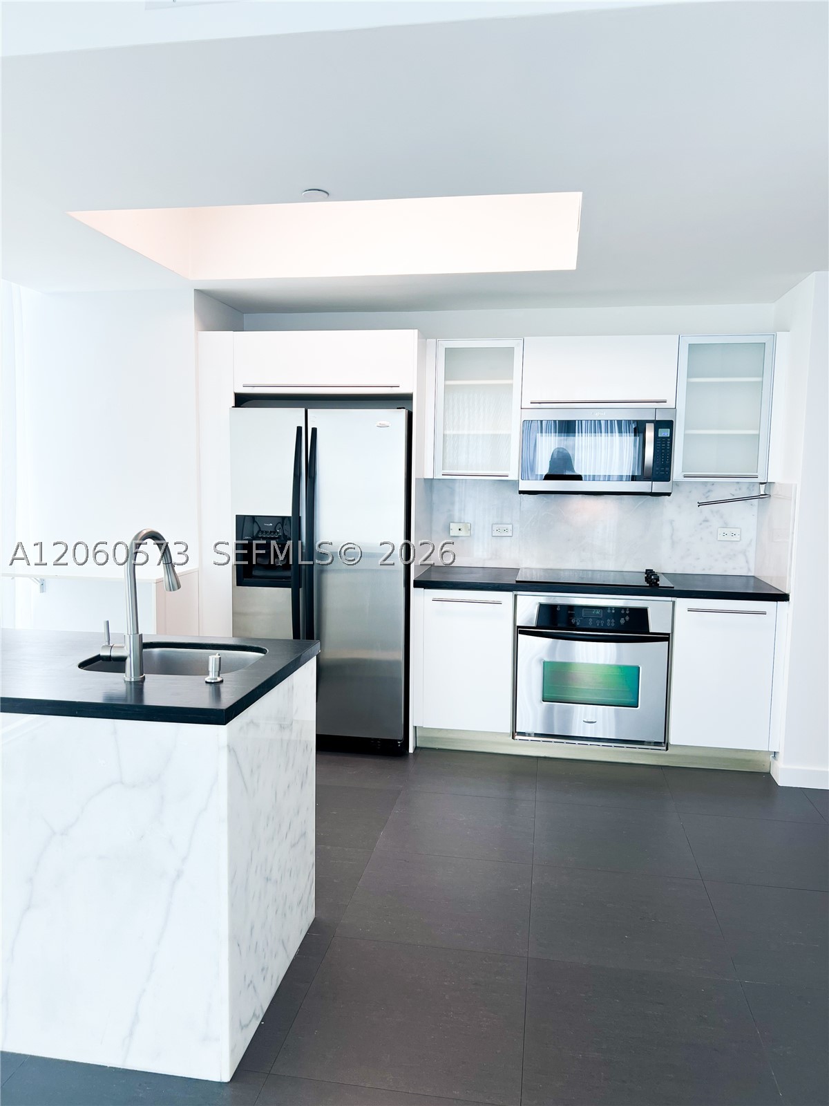 888 Biscayne Blvd #3701, Miami FL 33132
