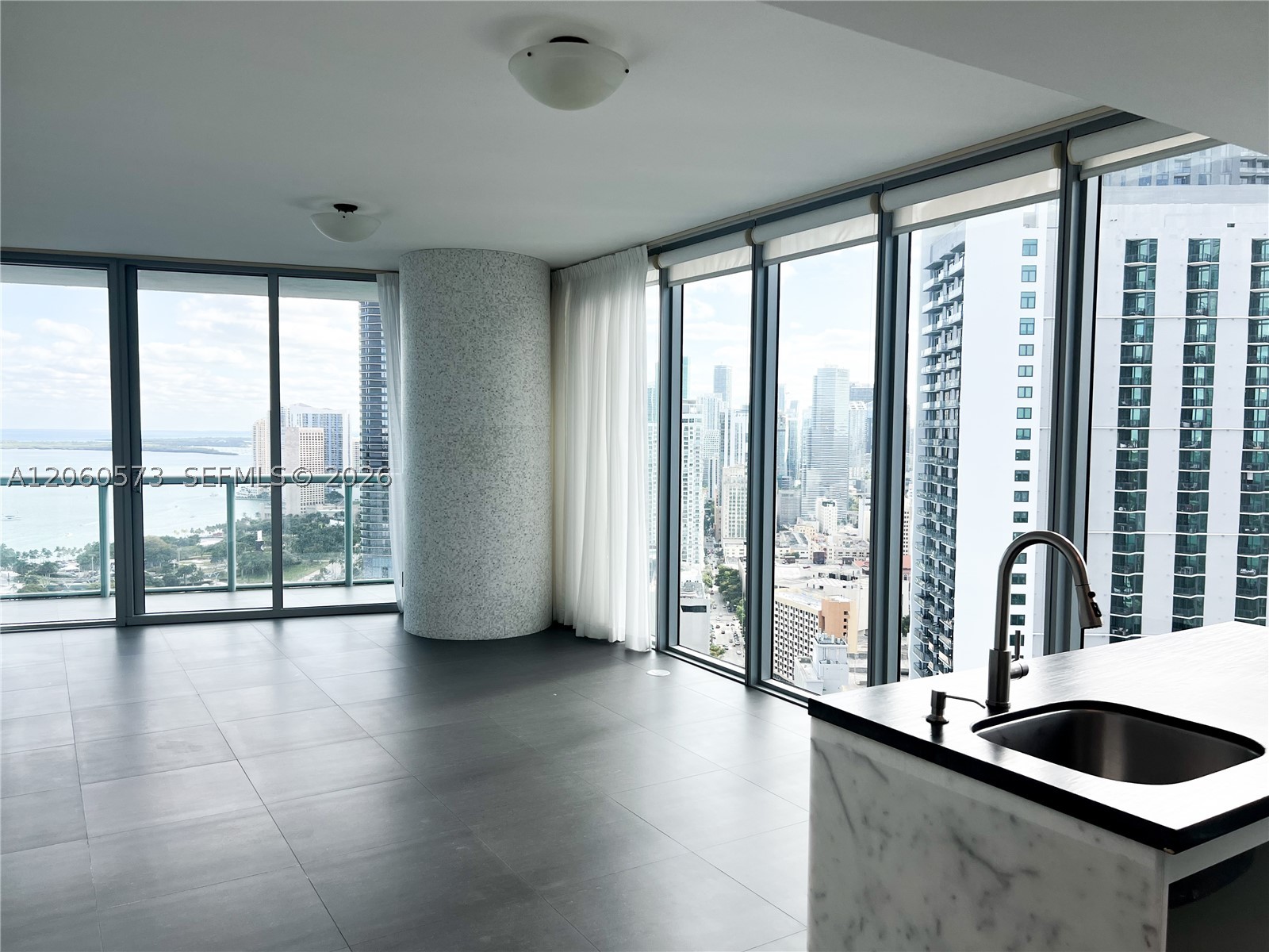 888 Biscayne Blvd #3701, Miami FL 33132