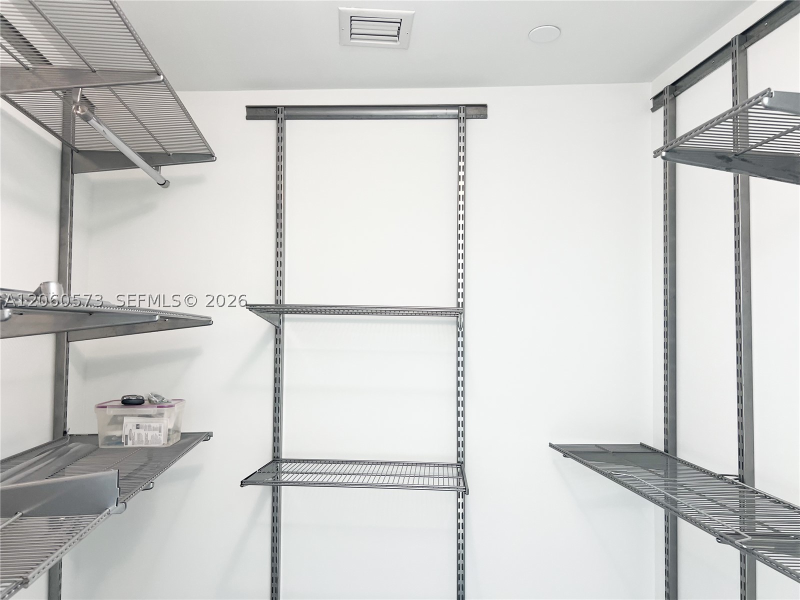 888 Biscayne Blvd #3701, Miami FL 33132
