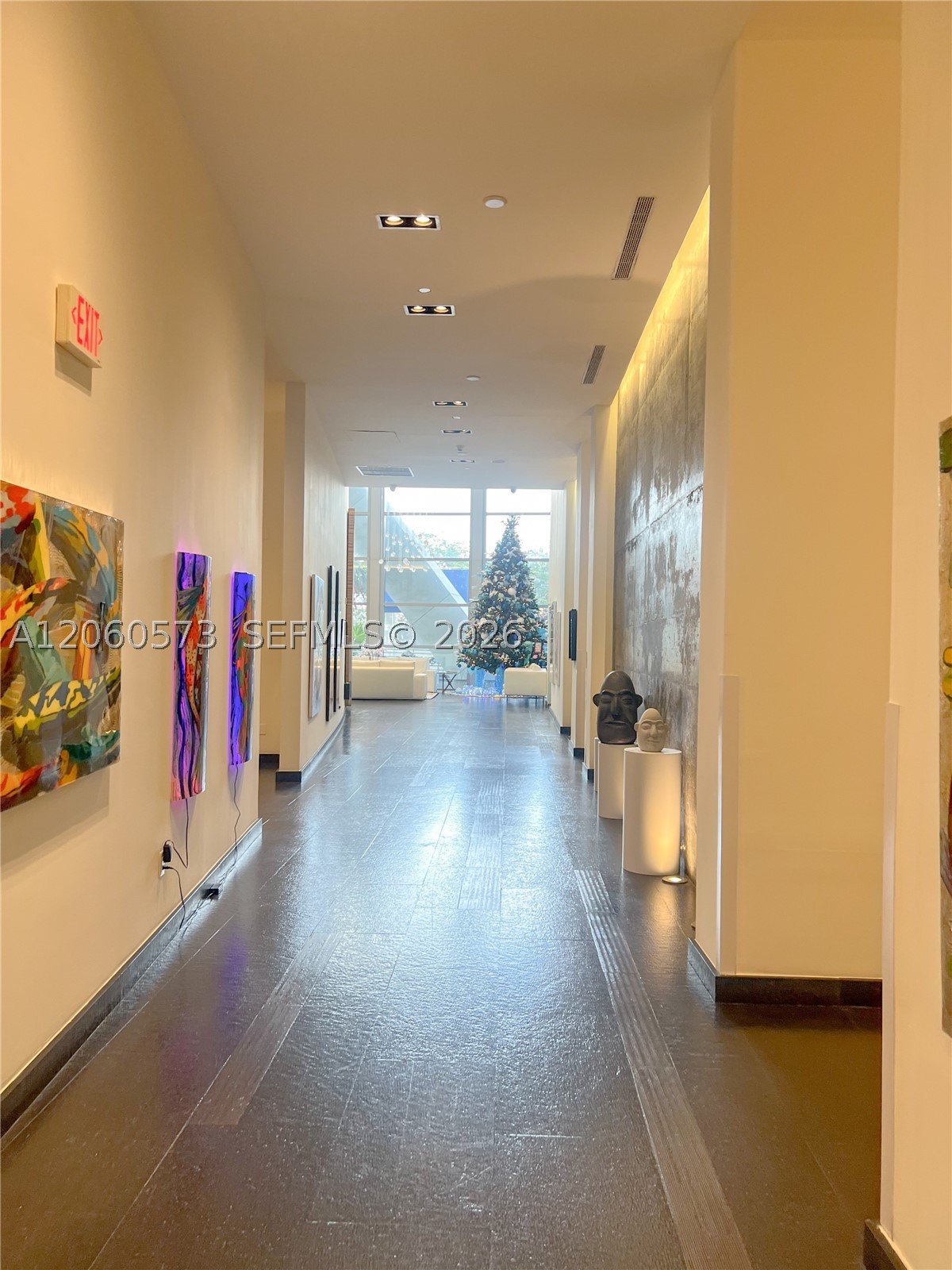 888 Biscayne Blvd #3701, Miami FL 33132