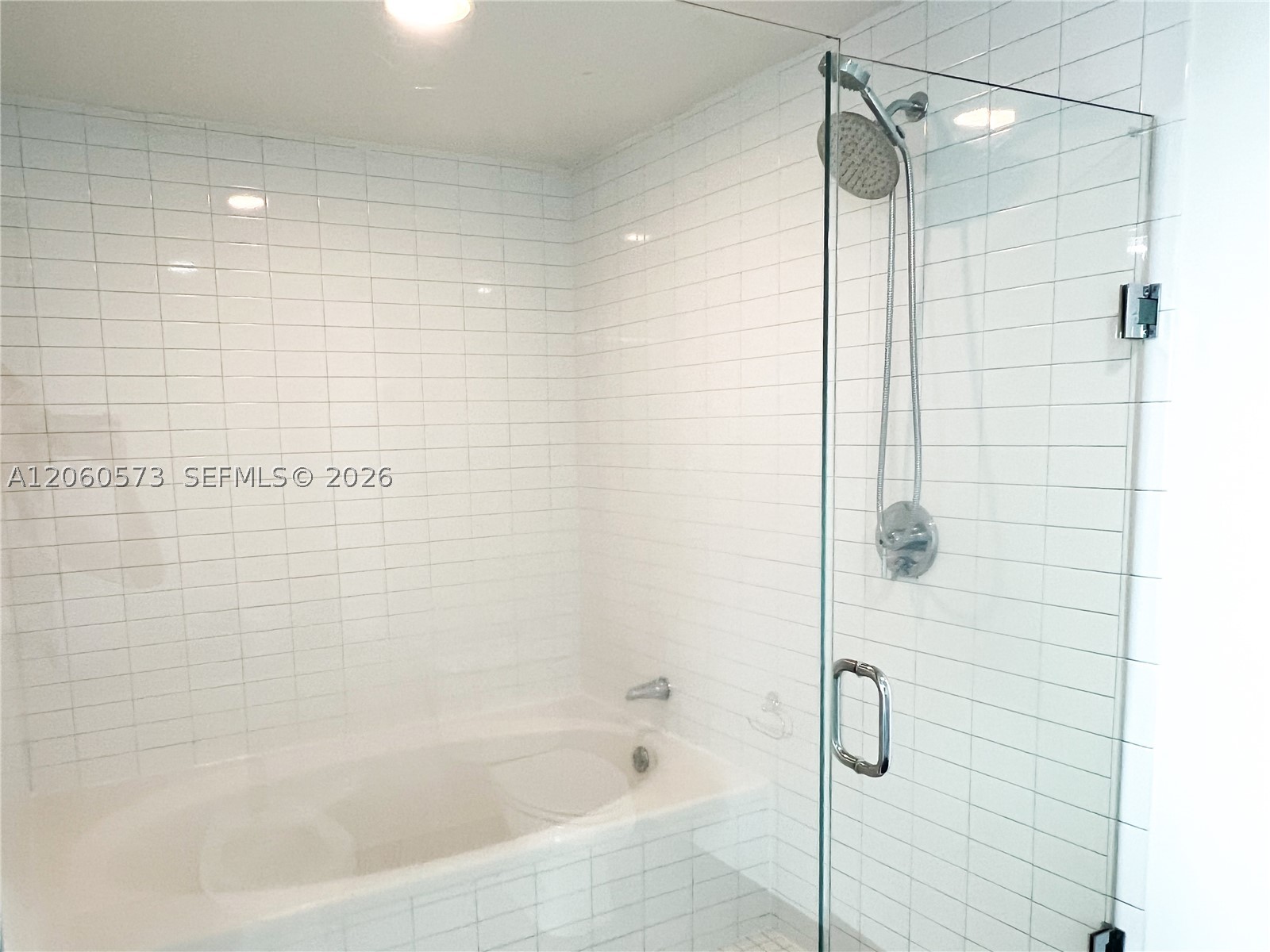 888 Biscayne Blvd #3701, Miami FL 33132