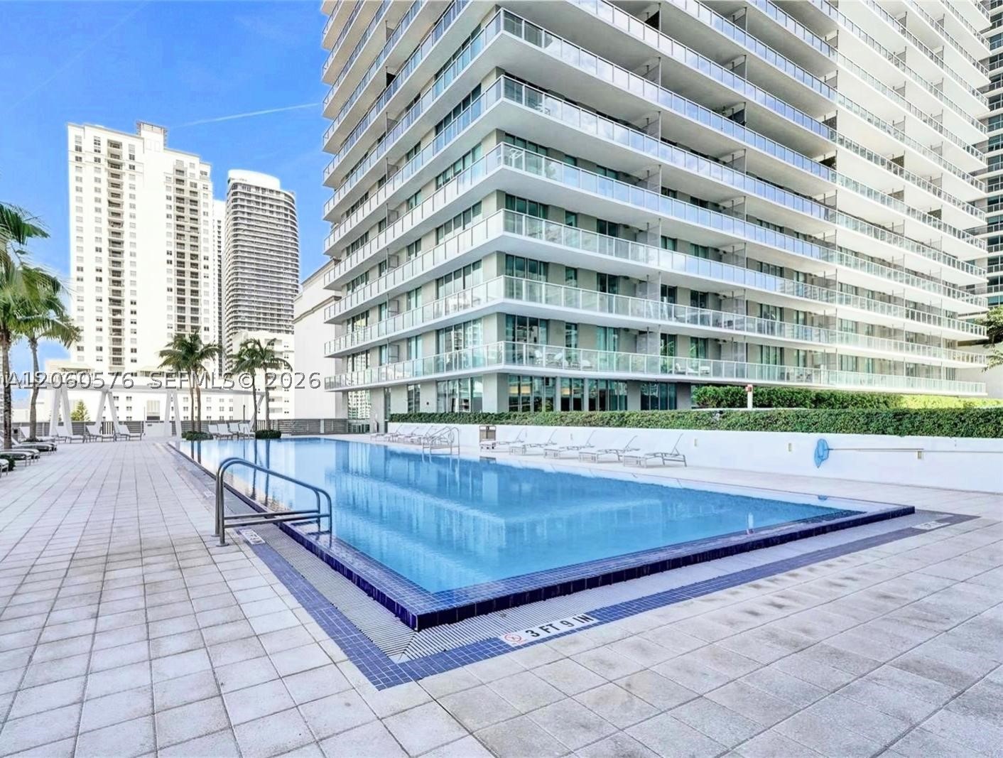 79 SW 12th St #2302-S, Miami FL 33130