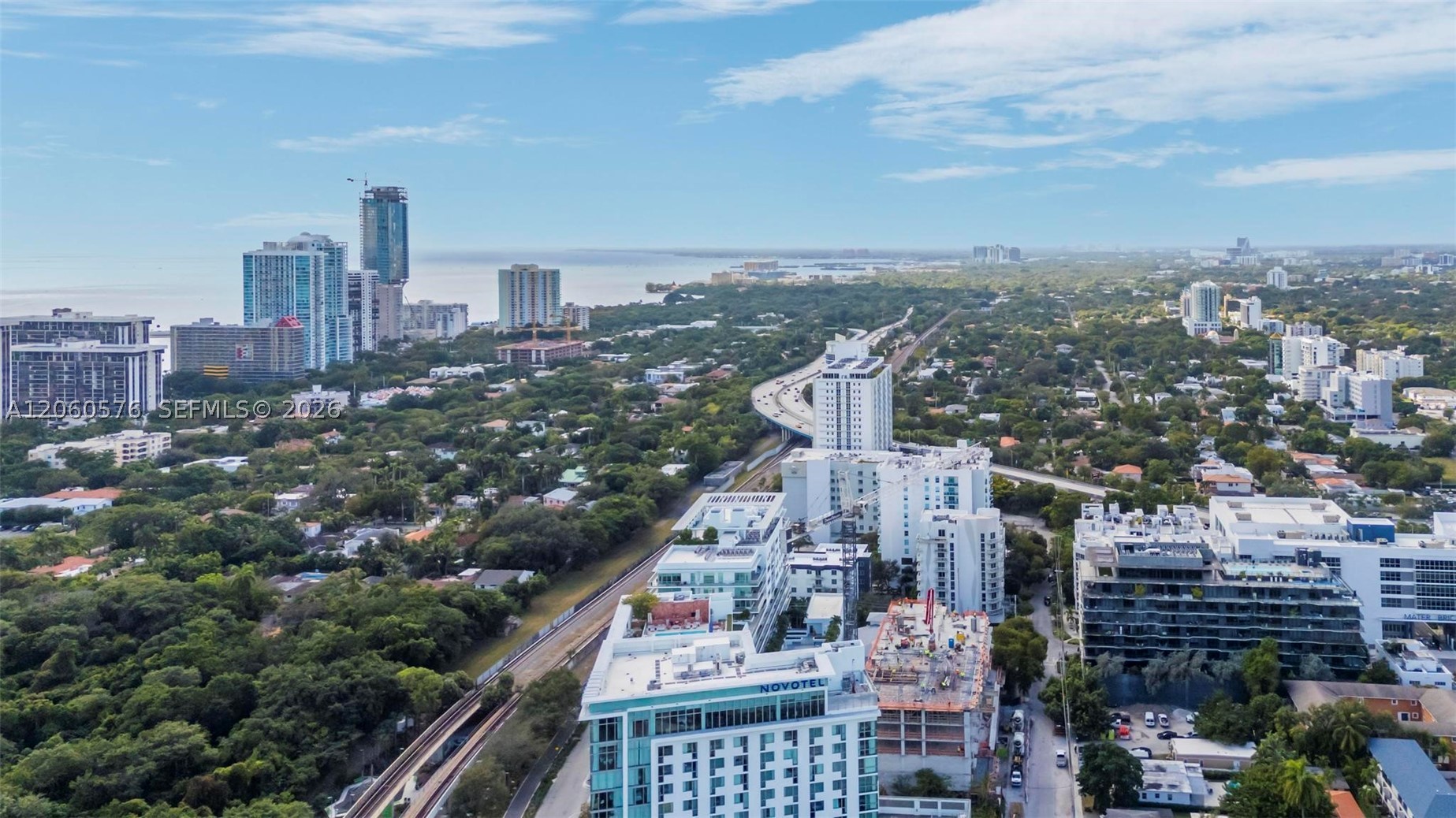 79 SW 12th St #2302-S, Miami FL 33130