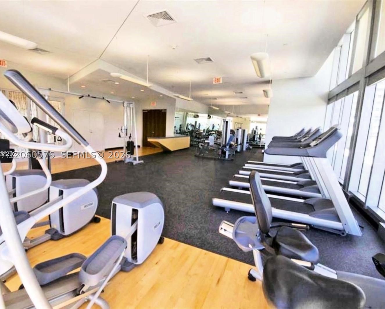 79 SW 12th St #2302-S, Miami FL 33130