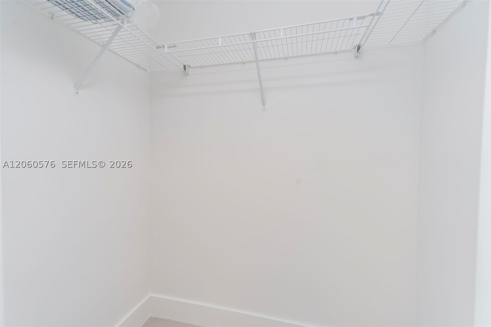 79 SW 12th St #2302-S, Miami FL 33130