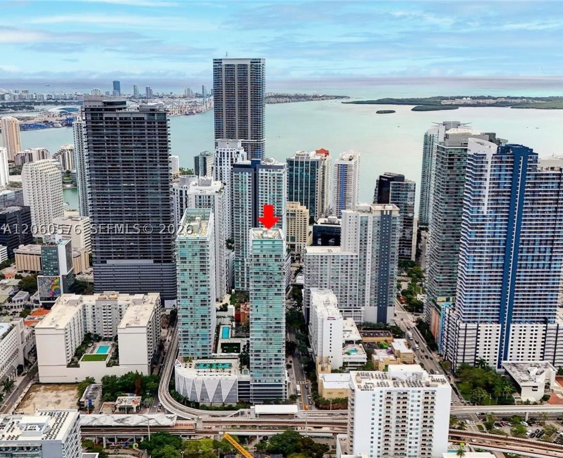 79 SW 12th St #2302-S, Miami FL 33130