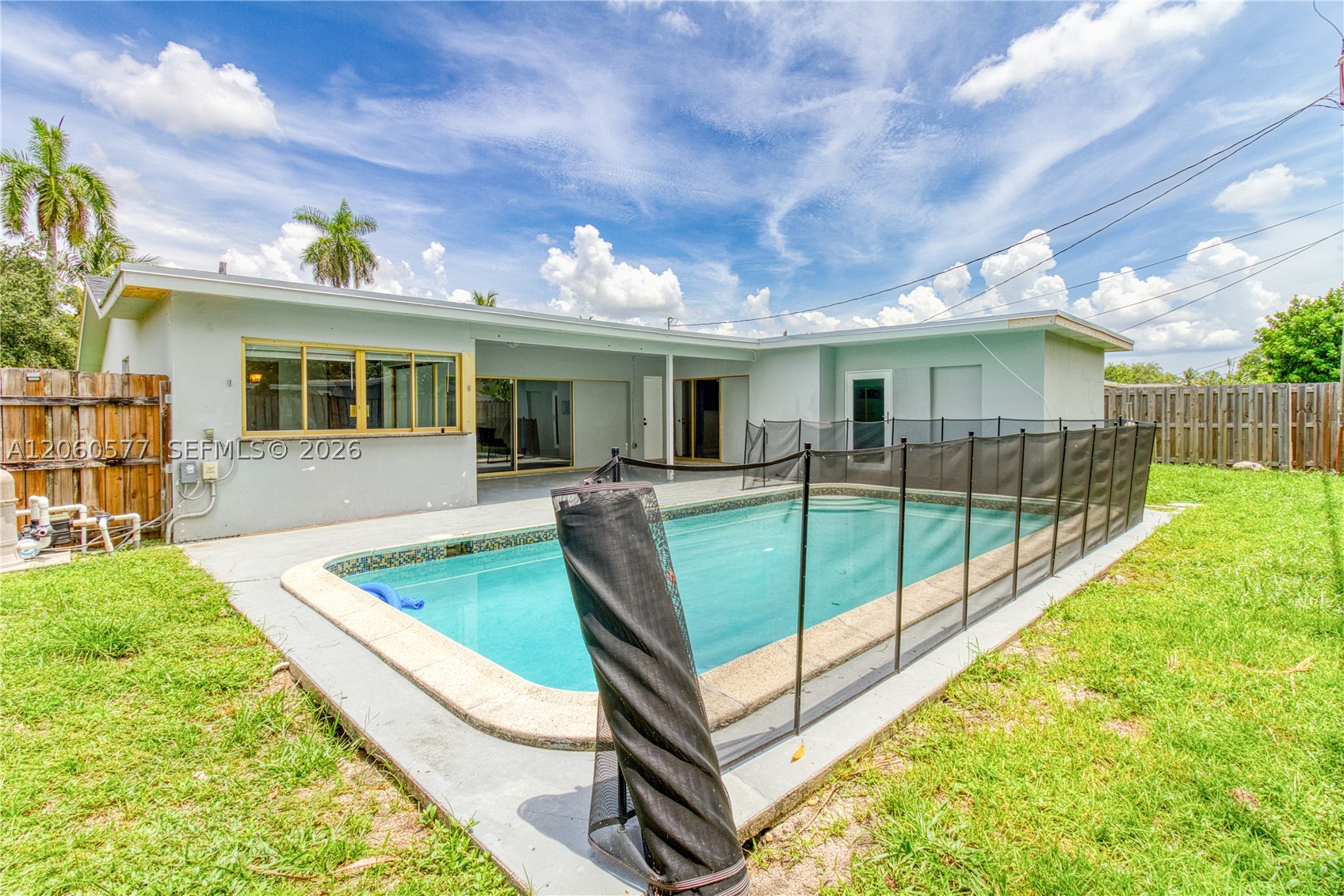 6620 NW 21st Ct, Sunrise FL 33313