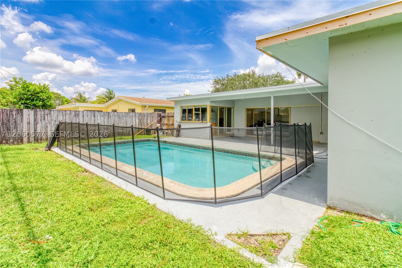 6620 NW 21st Ct, Sunrise FL 33313