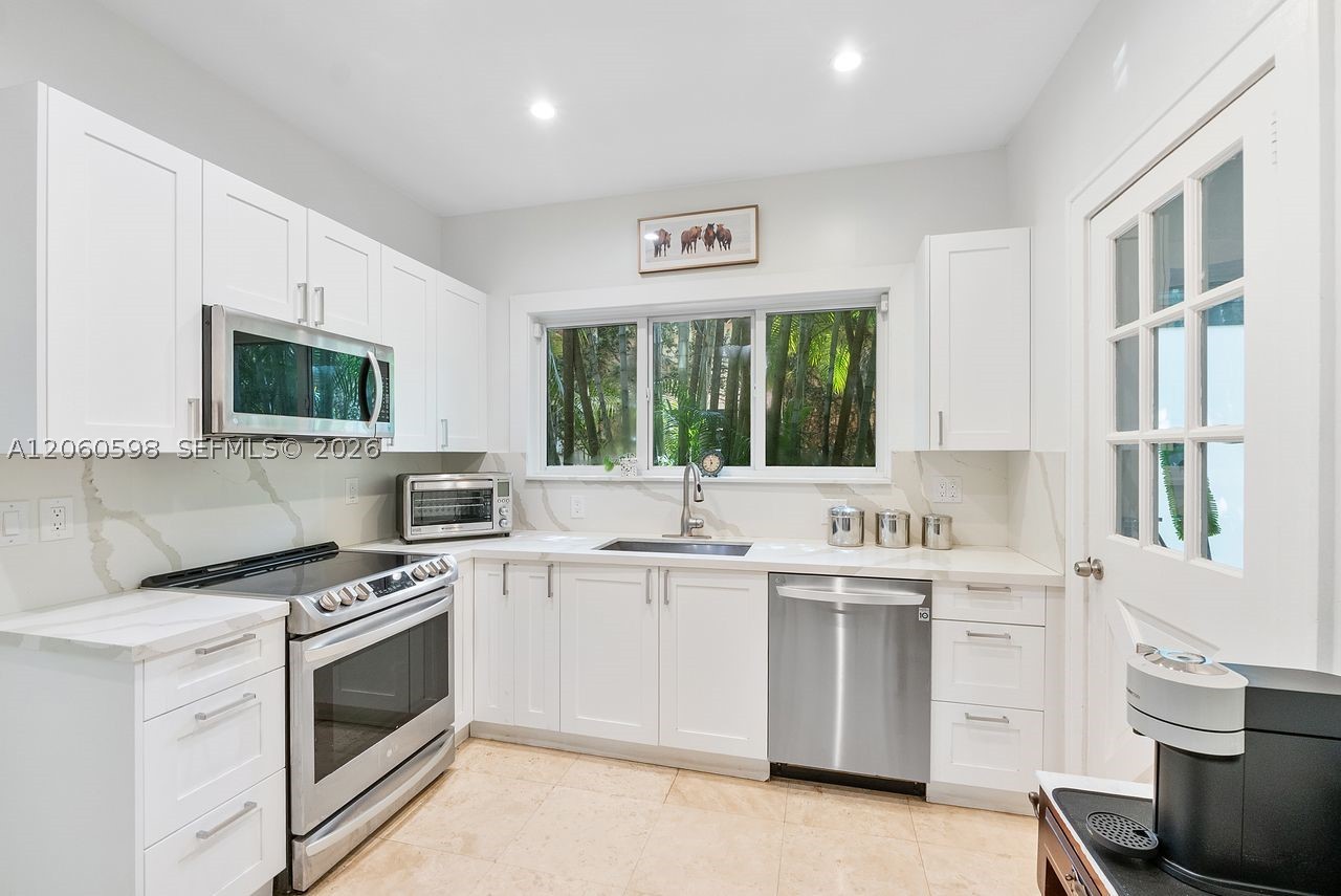 1042 Sorolla Ave, Coral Gables FL 33134
