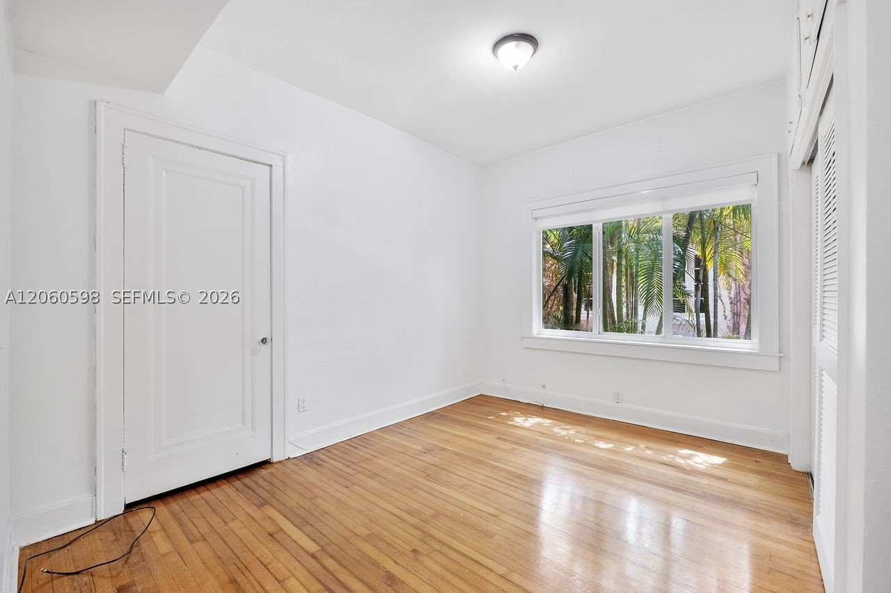 1042 Sorolla Ave, Coral Gables FL 33134