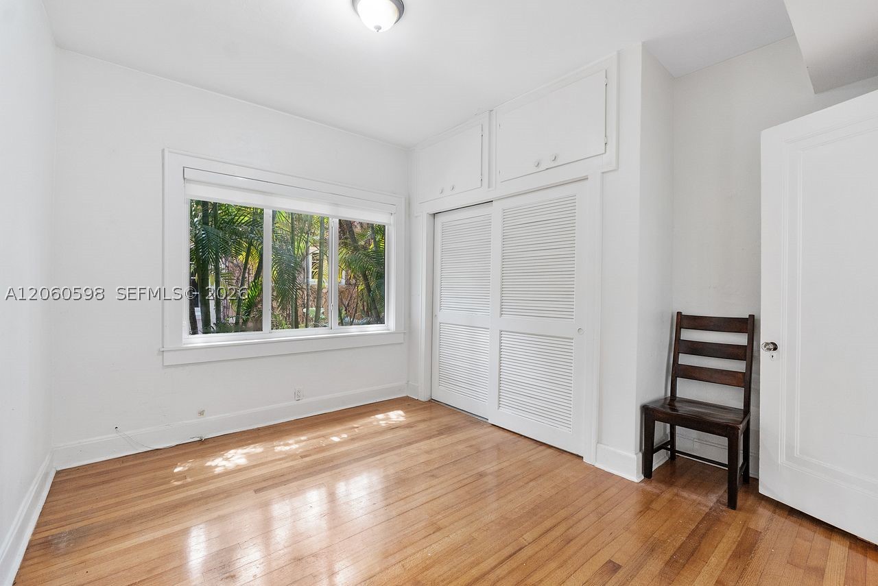 1042 Sorolla Ave, Coral Gables FL 33134