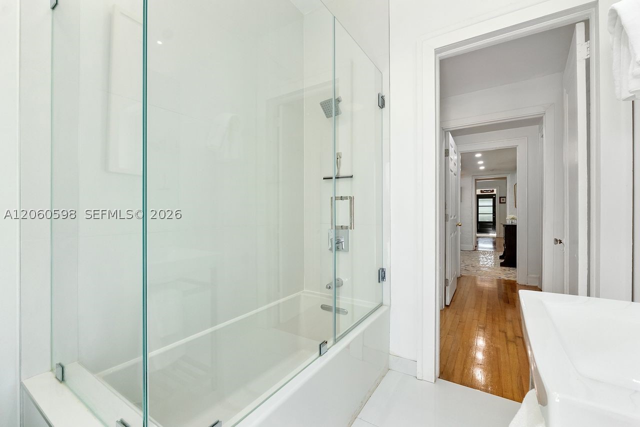 1042 Sorolla Ave, Coral Gables FL 33134