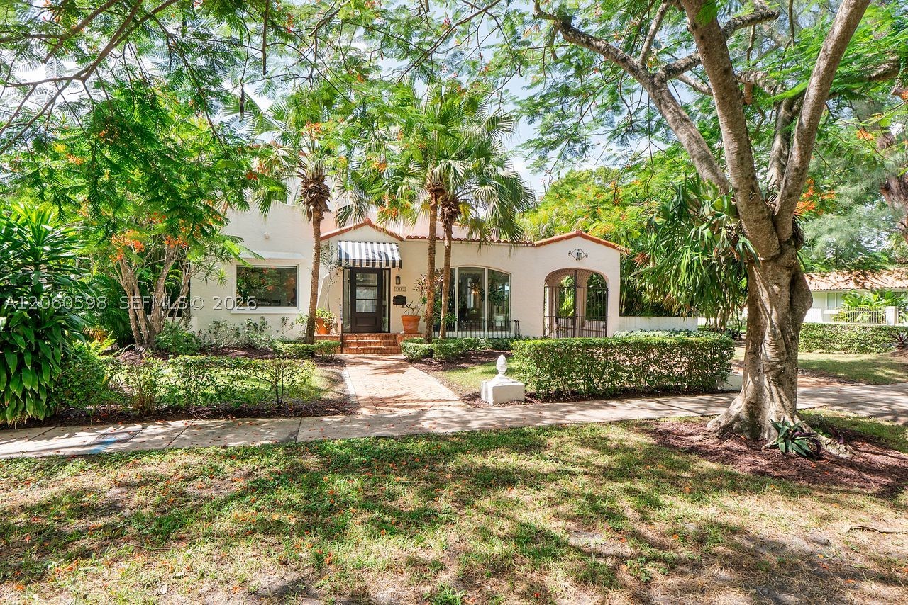 1042 Sorolla Ave, Coral Gables FL 33134