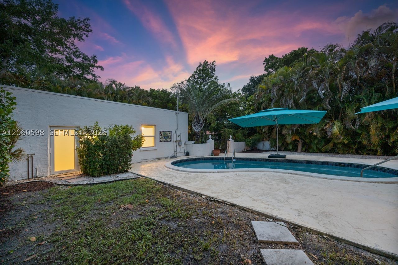 1042 Sorolla Ave, Coral Gables FL 33134